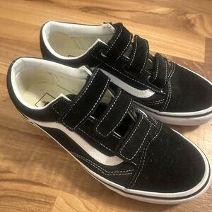 Vans Old Skool V Black and White Velcro Sneakers